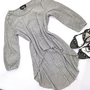 Hi/ low Lt Wt Knit Top